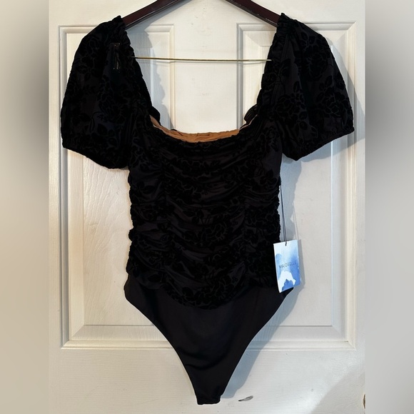 MARJORELLE Revolve S BK CHEEKY Julius Velvet Burnout Thong Bodysuit Puff Sleeve - Picture 4 of 11
